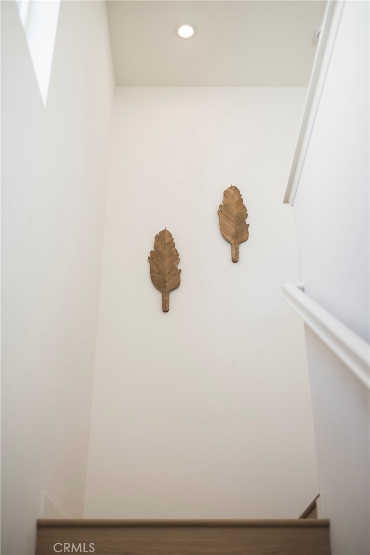 https://media.crmls.org/medias/ed838900-af35-4ae8-b882-76abd07e2c3a.jpg?preset=X-Large