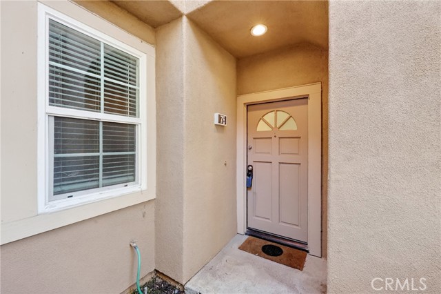 Detail Gallery Image 3 of 22 For 78 Magellan Aisle, Irvine,  CA 92620 - 3 Beds | 2 Baths