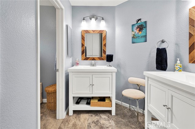 Detail Gallery Image 32 of 65 For 152 Cedar Creek, San Dimas,  CA 91773 - 2 Beds | 3 Baths