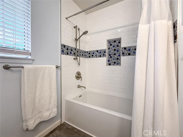 17512 Superior Street photo 41