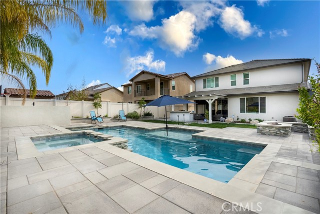 Detail Gallery Image 9 of 32 For 28604 Foothill, Saugus,  CA 91350 - 4 Beds | 3 Baths