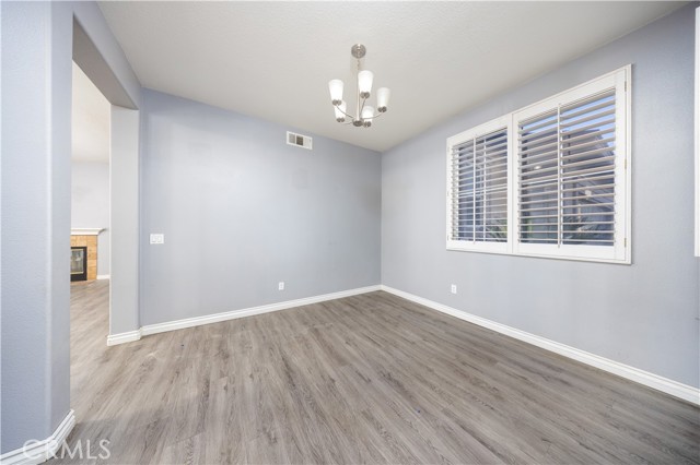 Detail Gallery Image 5 of 50 For 11967 Southwind Way, Yucaipa,  CA 92399 - 5 Beds | 3 Baths