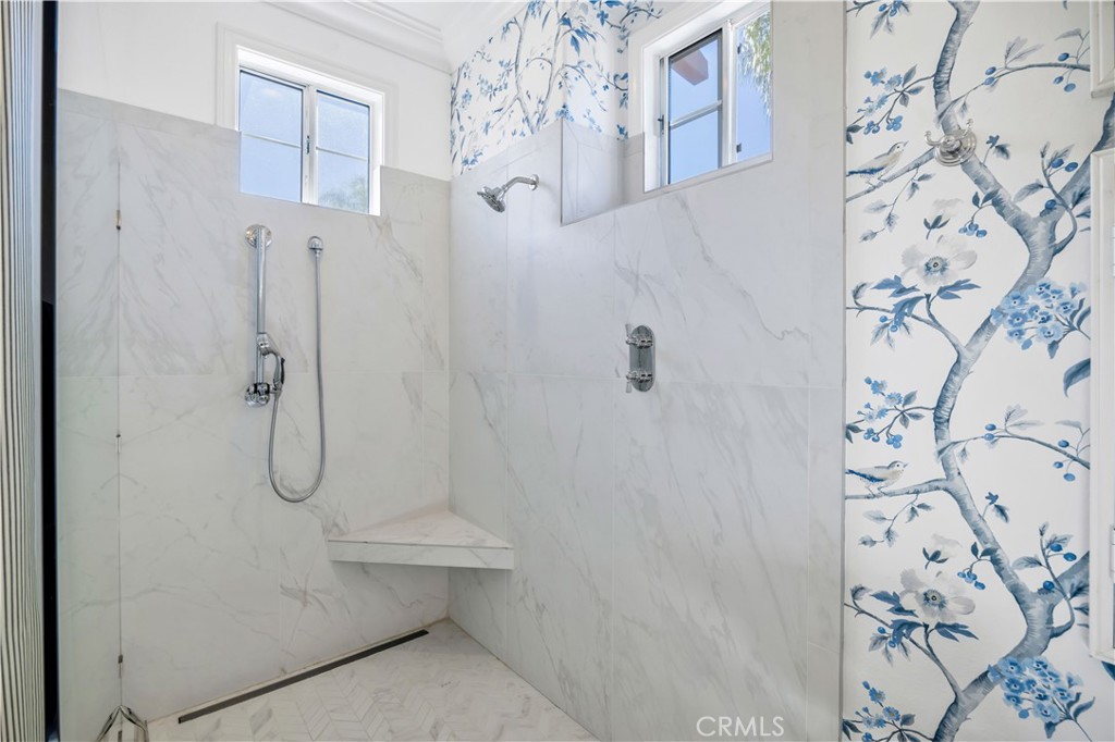 MLS #OC25251962 image #30