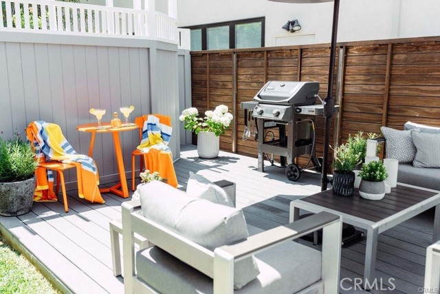 Detail Gallery Image 16 of 21 For 707 1/2 Heliotrope Ave, Corona Del Mar,  CA 92625 - 1 Beds | 1 Baths