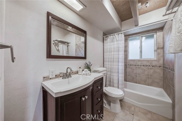 Detail Gallery Image 53 of 69 For 19383 Stonegate Rd, Hidden Valley Lake,  CA 95467 - 4 Beds | 3 Baths