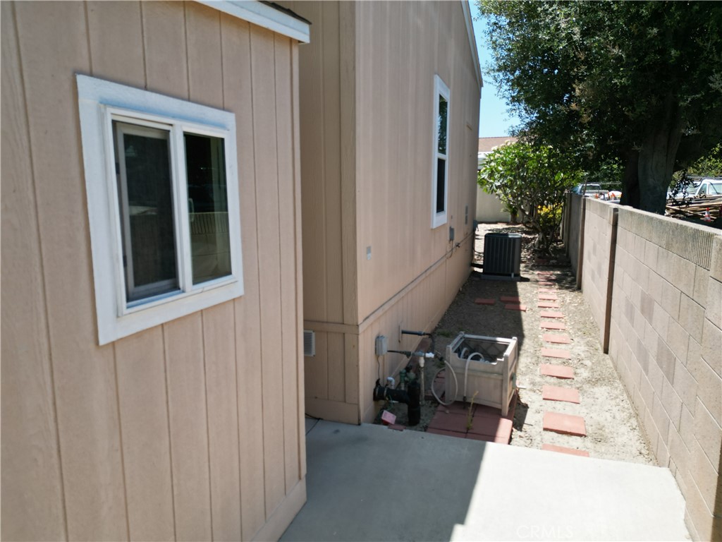 MLS #OC26134738 image #23