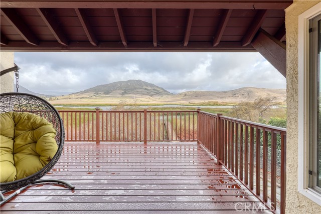 Detail Gallery Image 7 of 30 For 1044 Vista De Los Collados, San Luis Obispo,  CA 93405 - 4 Beds | 2 Baths