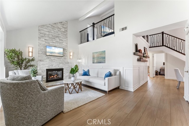 Front Image Thumbnail for CROC25269160