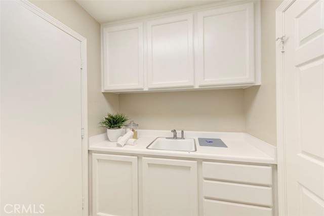 8 Dover, Rancho Santa Margarita CA: https://media.crmls.org/medias/ed89a448-564c-4337-a61a-be63774d64eb.jpg