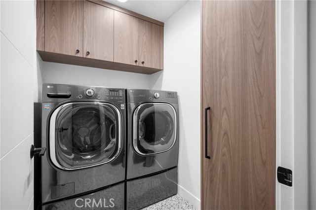 2305 Henrietta Avenue, La Crescenta CA: https://media.crmls.org/medias/ed89b705-1948-4881-8723-7f5f0910d23a.jpg