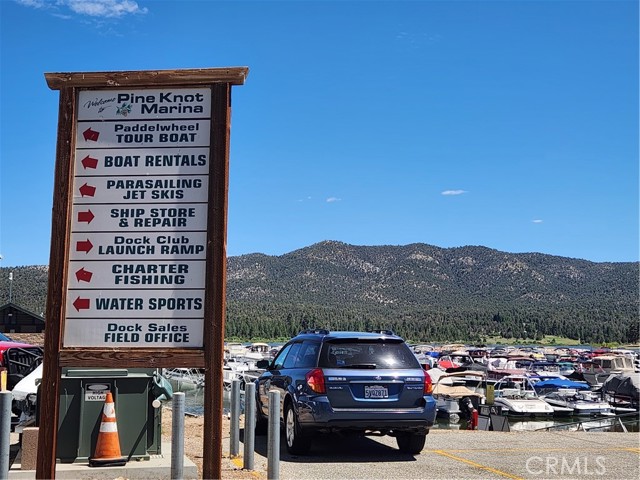400 Pine Knot Boulevard, Big Bear Lake CA: https://media.crmls.org/medias/ed8a3d1a-cb26-43c0-a5d8-26b43137f770.jpg