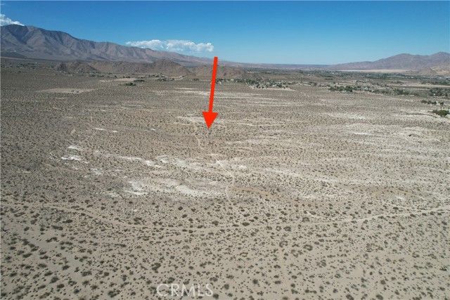 769 Meridian Road, Lucerne Valley CA: https://media.crmls.org/medias/ed8a9d61-98bb-4add-be90-c0724b140a91.jpg