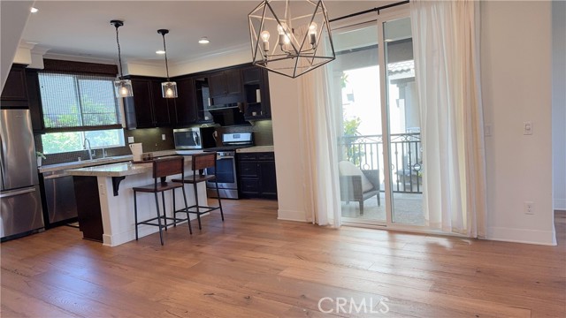 Detail Gallery Image 5 of 28 For 12390 Constellation St, Corona,  CA 91752 - 3 Beds | 2/1 Baths