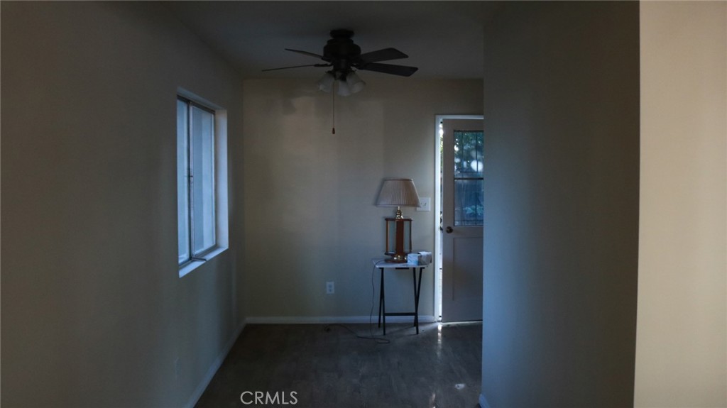 https://media.crmls.org/medias/ed8b5fd1-e798-4e7d-9621-a8f0d4e535f5.jpg?preset=X-Large