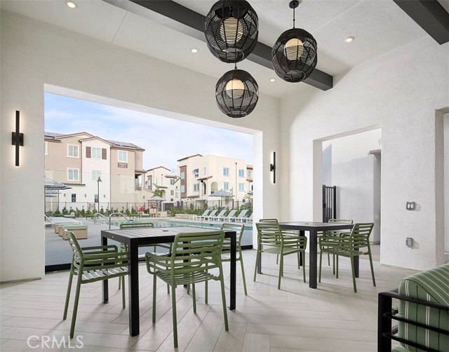 Detail Gallery Image 4 of 7 For 8471 Snapdragon Ln, Chino,  CA 91708 - 2 Beds | 2 Baths