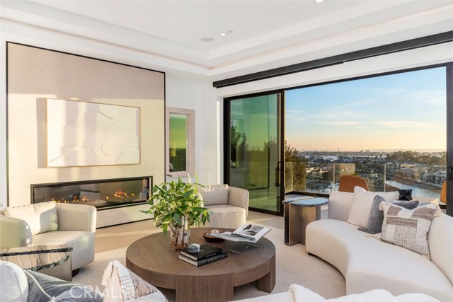 Detail Gallery Image 47 of 58 For 1207 Dolphin Ter, Corona Del Mar,  CA 92625 - 6 Beds | 6/2 Baths