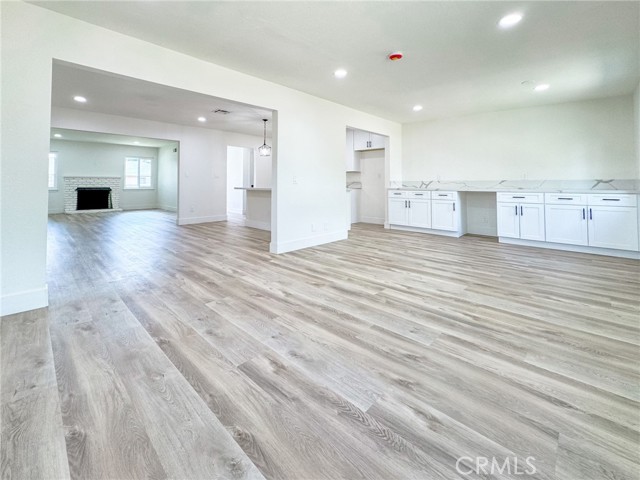 Detail Gallery Image 8 of 19 For 850 E Holly St, Rialto,  CA 92376 - 4 Beds | 2 Baths