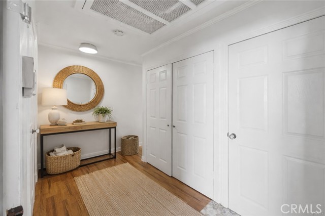 7202 Marina Pacifica S, Long Beach CA: https://media.crmls.org/medias/ed8bc1cb-43e2-4cf7-9e31-938a77bbec92.jpg