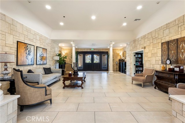 23998 Via Astuto, Murrieta CA: https://media.crmls.org/medias/ed8be977-de3e-49e0-8b29-bb9c3104c231.jpg