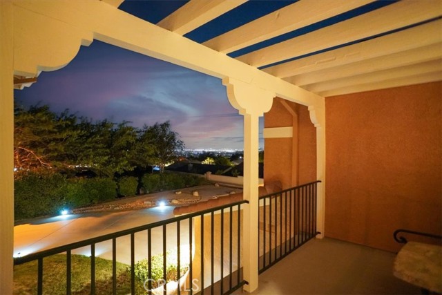5712 Bienveneda, Palmdale CA: https://media.crmls.org/medias/ed8c67c6-be88-4777-b388-0b75aa073c5e.jpg