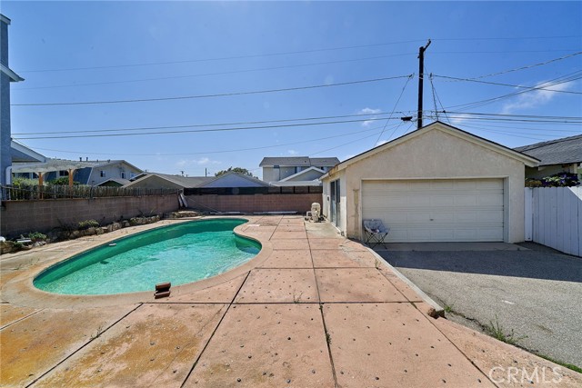 Detail Gallery Image 24 of 41 For 20017 Bernist Ave, Torrance,  CA 90503 - 3 Beds | 1 Baths
