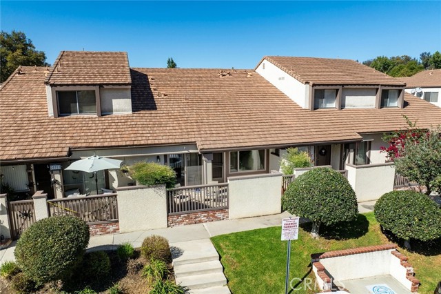 Detail Gallery Image 27 of 36 For 25705 Player Dr, Valencia,  CA 91355 - 2 Beds | 2 Baths