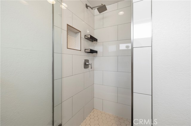 Detail Gallery Image 45 of 73 For 22510 Decoro Dr, Saugus,  CA 91350 - 4 Beds | 3 Baths