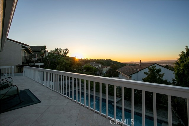 Image 29 of 33 For 731 Ridgeview