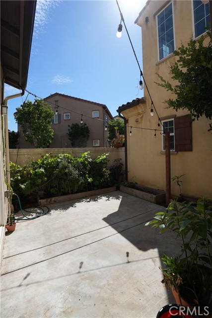 Detail Gallery Image 17 of 19 For 202 W Cork Tree Dr, Orange,  CA 92865 - 3 Beds | 2/1 Baths