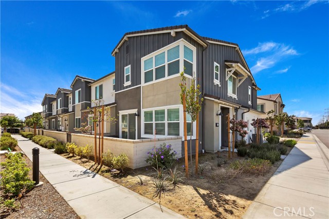 Detail Gallery Image 1 of 1 For 3571 E Moonlight St #12,  Ontario,  CA 91761 - 3 Beds | 2/1 Baths