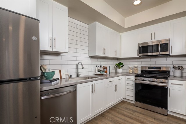 Detail Gallery Image 5 of 31 For 39261 Delhaven St., Murrieta,  CA 92563 - 1 Beds | 1 Baths