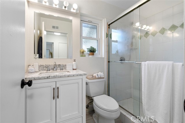 8482 Benjamin Drive, Huntington Beach CA: https://media.crmls.org/medias/ed91bbd7-b1f2-4c45-a2da-14abf0daebcf.jpg