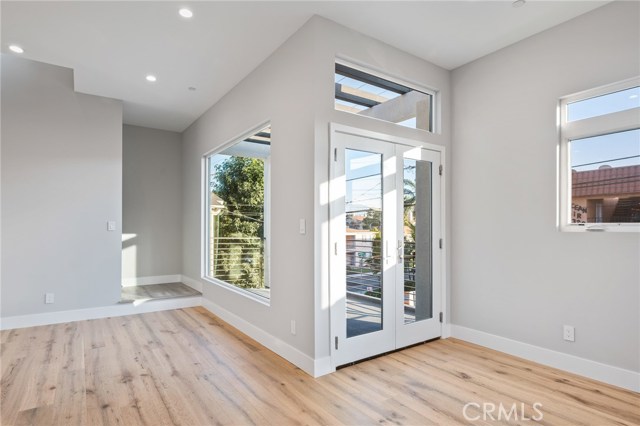 2321 Vanderbilt Lane, Redondo Beach, California 90278, 6 Bedrooms Bedrooms, ,2 BathroomsBathrooms,Residential,Sold,Vanderbilt,CV20231019