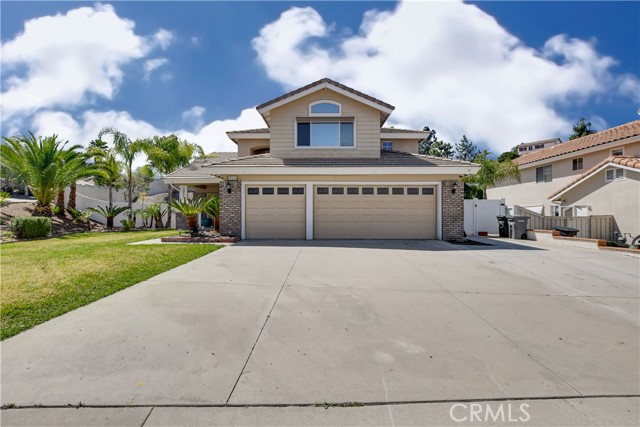 Detail Gallery Image 1 of 1 For 29115 Wayfarer Ln, Lake Elsinore,  CA 92530 - 4 Beds | 3 Baths