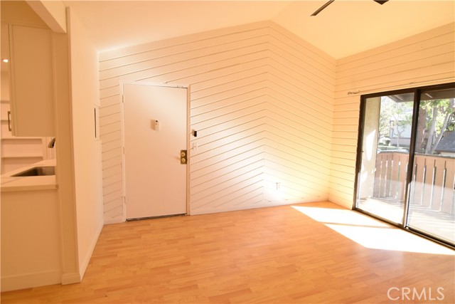 Detail Gallery Image 3 of 21 For 20702 El Toro Rd #168,  Lake Forest,  CA 92630 - 1 Beds | 1 Baths