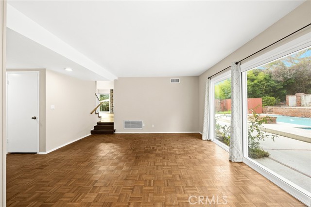 Detail Gallery Image 11 of 27 For 1653 via Del Rey, South Pasadena,  CA 91030 - 5 Beds | 3 Baths