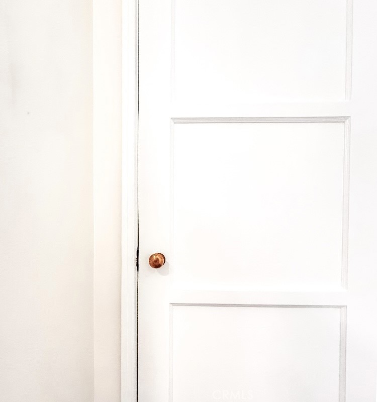https://media.crmls.org/medias/ed941878-142a-46a7-a1b3-71ac2078e406.jpg?preset=X-Large