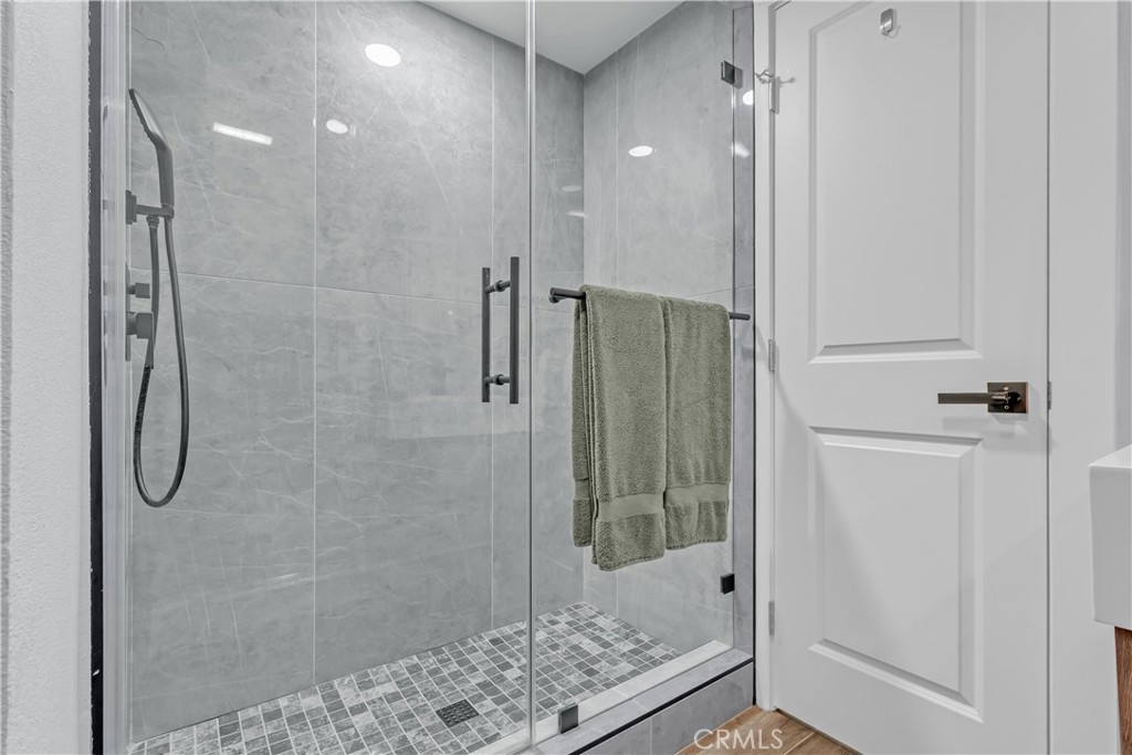 MLS #DW25195783 image #21