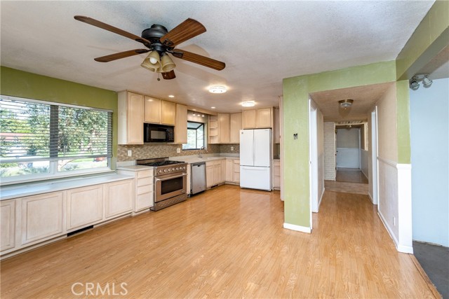 1259 Glenn Haven Drive, Chico CA: https://media.crmls.org/medias/ed94ff90-2879-48bb-a4fe-86da1ea4d135.jpg