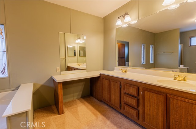 Detail Gallery Image 8 of 19 For 10961 Desert Lawn Dr #72,  Calimesa,  CA 92320 - 2 Beds | 2 Baths