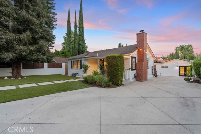 22227 Avenue San Luis photo 47
