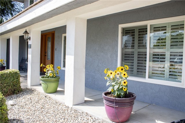 Detail Gallery Image 2 of 50 For 7207 Briar Ridge Ct, Bakersfield,  CA 93308 - 3 Beds | 2 Baths