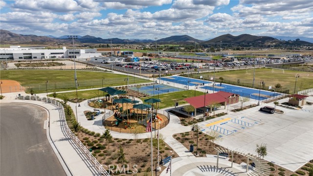 32808 Jaenichen Lane, Menifee CA: https://media.crmls.org/medias/ed95a9d3-57f2-4d82-83af-3e69f89a1146.jpg