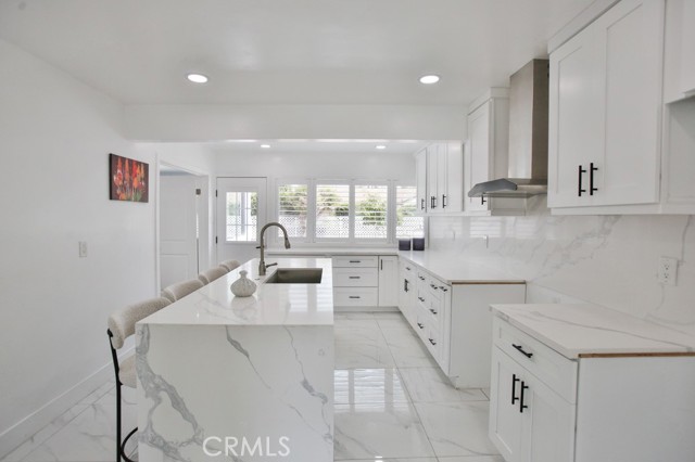 Detail Gallery Image 11 of 21 For 15132 Kornblum Ave, Lawndale,  CA 90260 - 3 Beds | 2 Baths