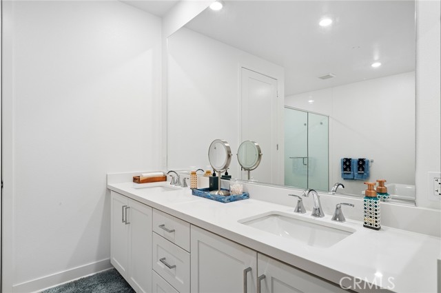 3100 Rivington, Irvine CA: https://media.crmls.org/medias/ed96e654-e98e-419b-b6ab-9d6342dd00a7.jpg