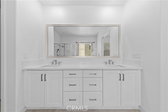 Detail Gallery Image 21 of 49 For 27216 W Coyote Bush Ct, Valencia,  CA 91355 - 4 Beds | 4/1 Baths