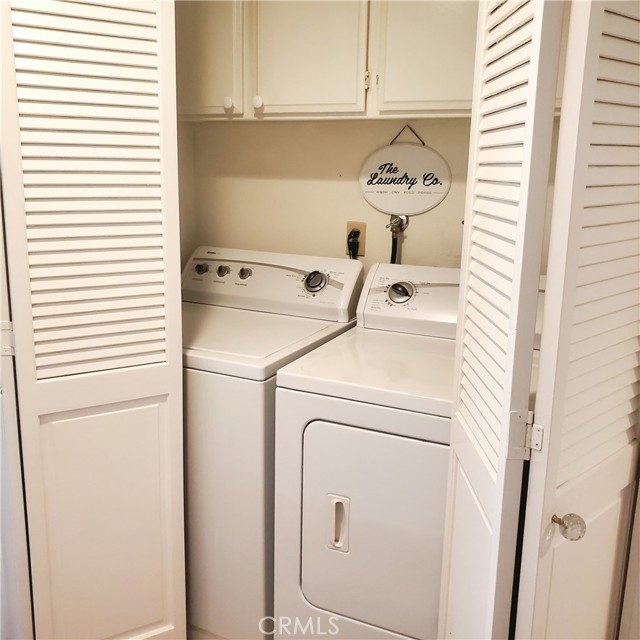 Detail Gallery Image 15 of 21 For 4415 Saugus Ave #207,  Sherman Oaks,  CA 91403 - 2 Beds | 2 Baths