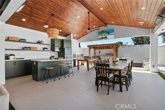 11444 Harrisburg Road, Rossmoor CA: https://media.crmls.org/medias/ed98ab5e-d5d3-4785-a345-eef597f750c1.jpg