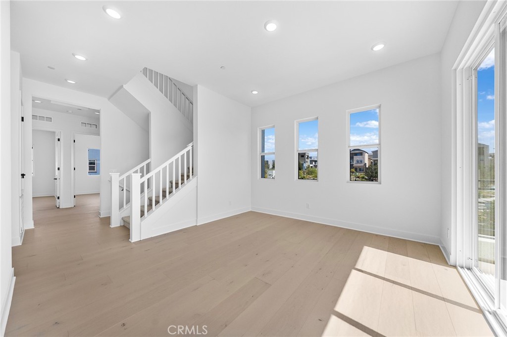 Ed98d5c8 F6c3 4382 8844 De953160929e