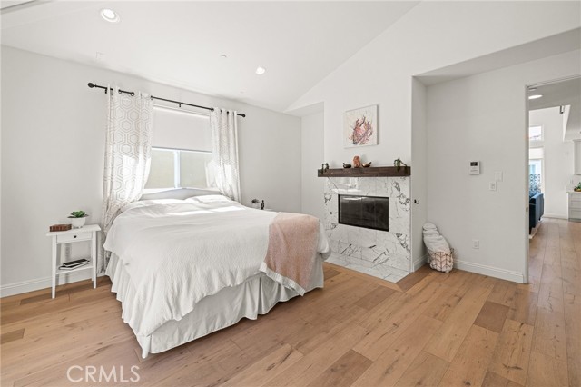 Detail Gallery Image 42 of 66 For 2606 Voorhees Ave #B,  Redondo Beach,  CA 90278 - 3 Beds | 3/1 Baths